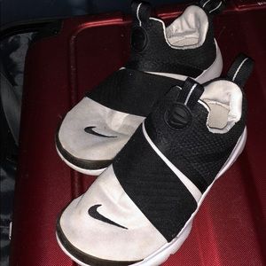 Nike air slip on sneakers black and white size 13C